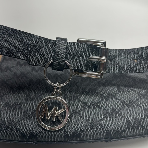 Micheal Kors Logo Belt Bag Fanny Pack Adjustable Faux Leather MK Black Gray S/M - Picture 4 of 8